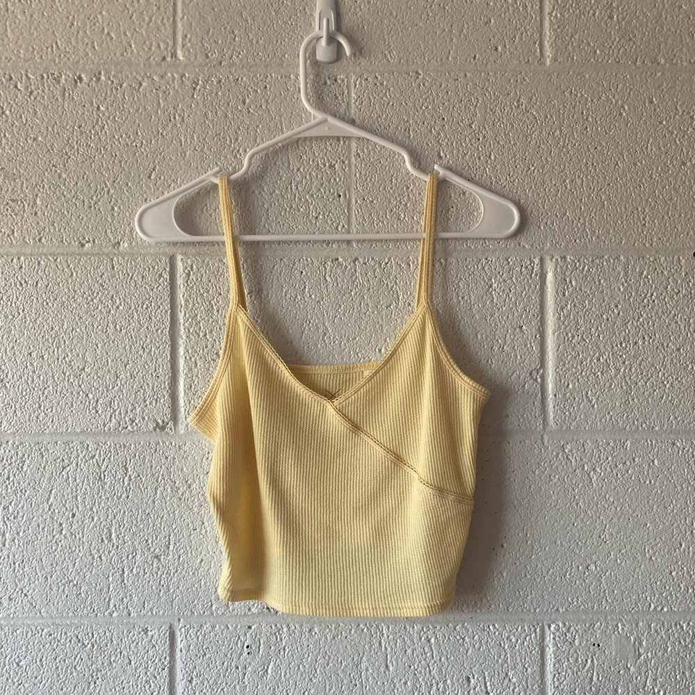 FINAL PRICE Pacsun Basics Waffle Knit Surplice Crop Tank M - Picture 2 of 7